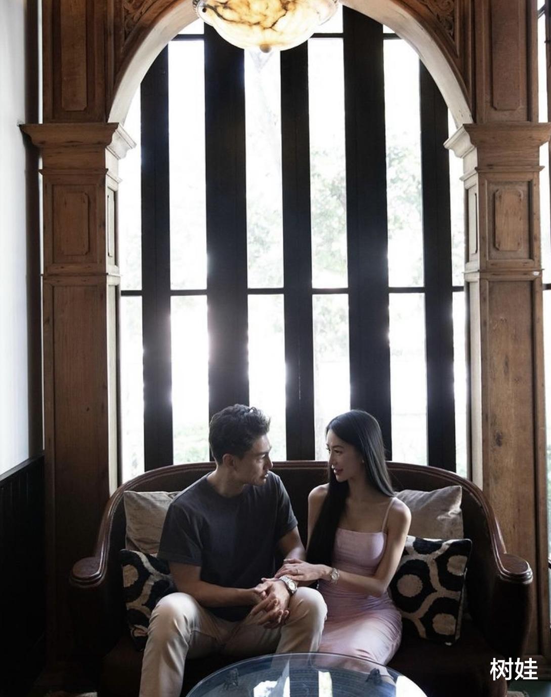 孔子第76代孙求婚成功,与女友交往一年,曾是歌手如今经营椰子水