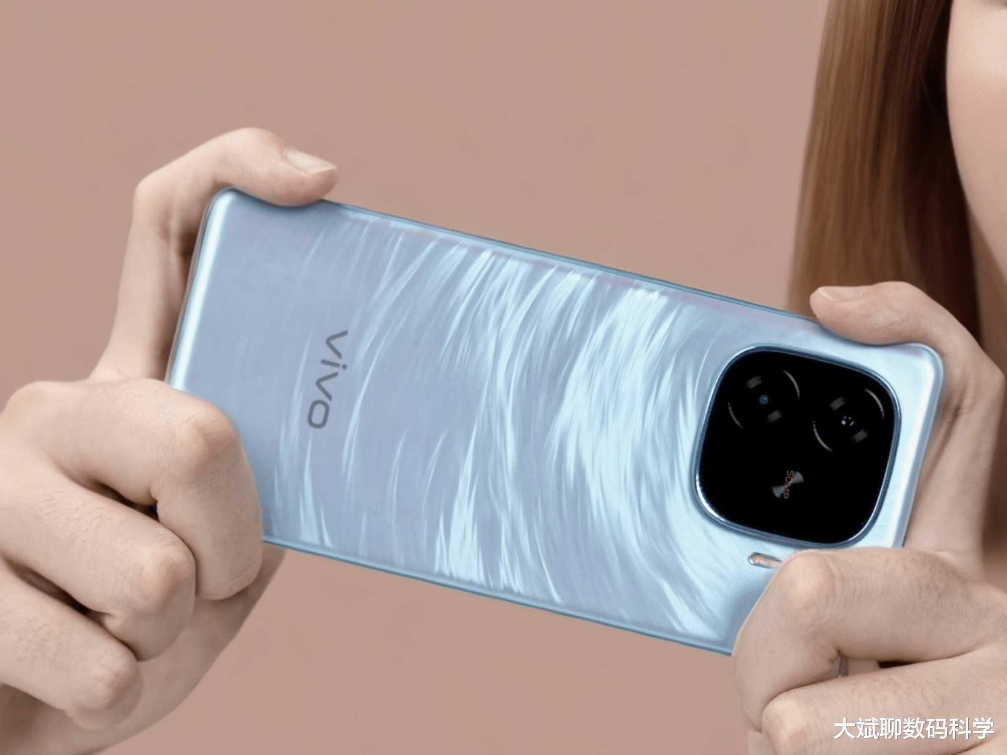 预算1500元,这4款手机送长辈最合适,续航持久、屏幕护眼