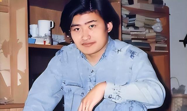 61 岁刘欢,多年来饱受癌症的折磨,白发苍苍之态,令人心生怜意