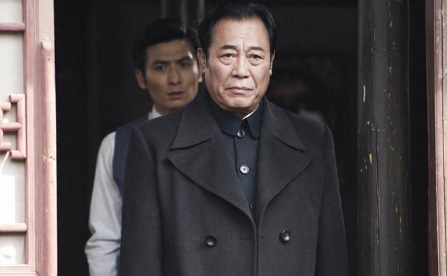 他被称最干净男星,结婚46年鲜有绯闻,为妻子息影12年,61岁走红