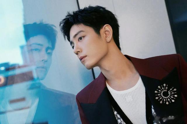 跨年晚会一夜，最帅男艺人洗牌，酷盖登顶，于适第9嘉伦第8李现6