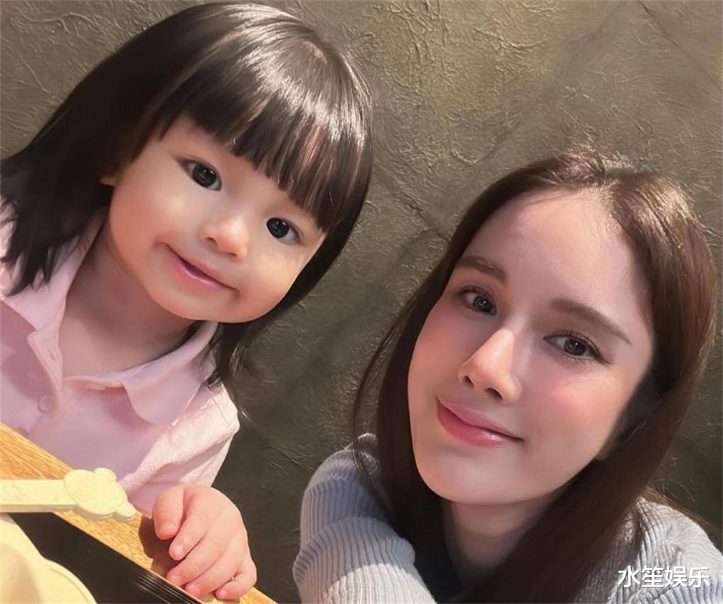 泰星Noey宣布和富商老公分手，两人办婚礼未领证，育有一2岁女儿