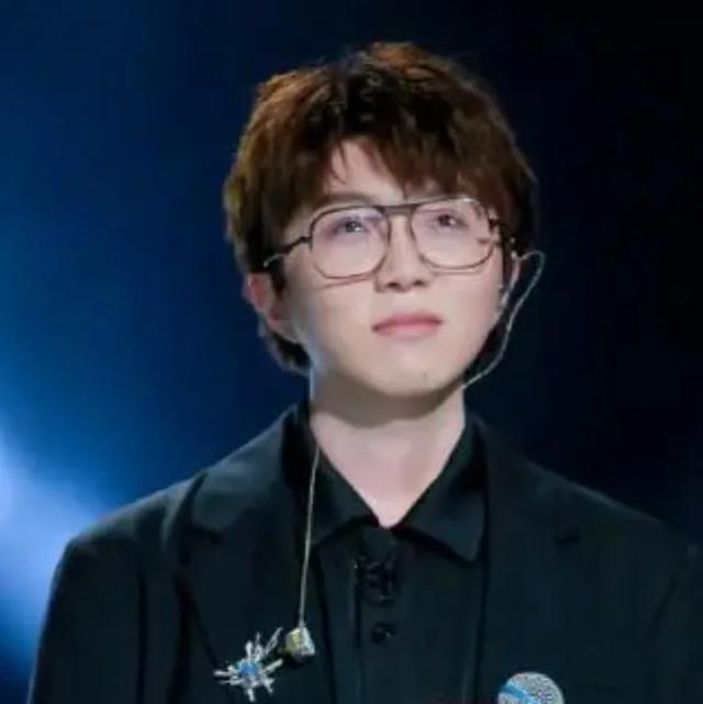 不红就改名,7位明星连名带姓彻底改了,怪不得都火得一塌糊涂