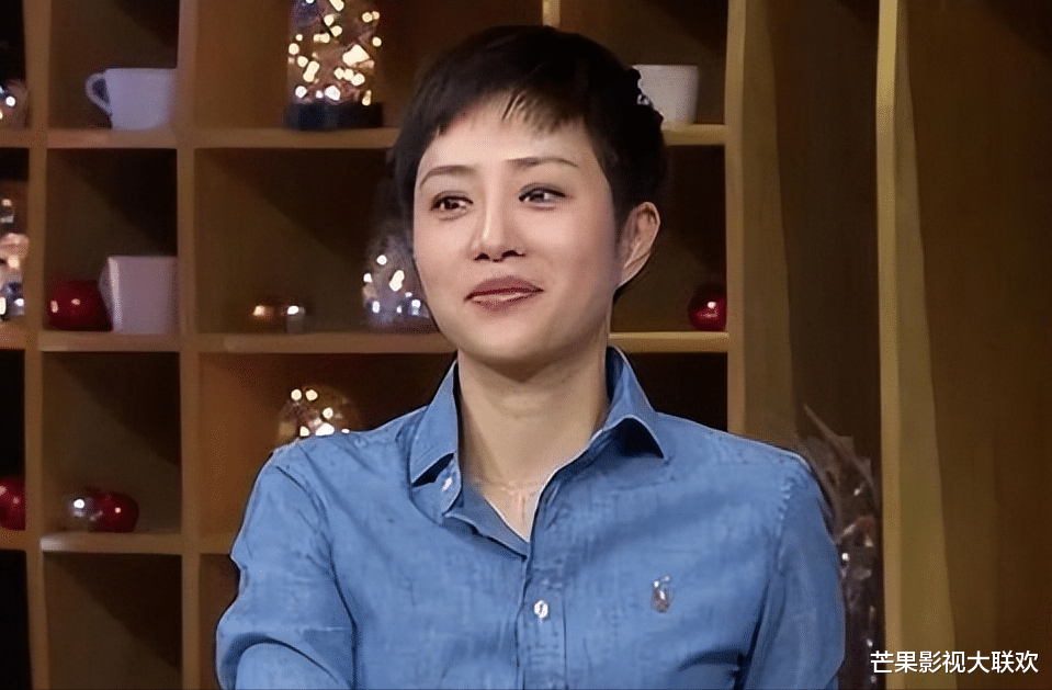 张龄心:不结婚也不生孩子,老了就去养老院,如今她打了自己的脸