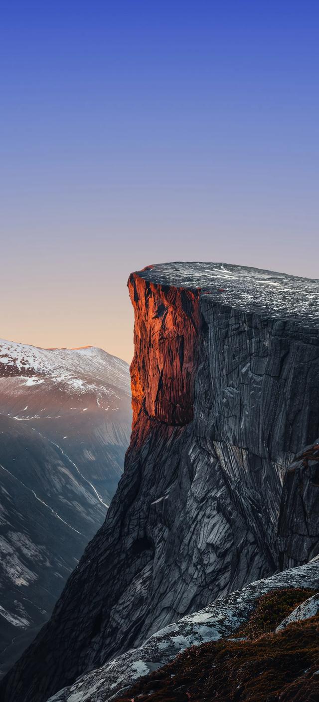 “ColorOS 15系统”内置高清壁纸!