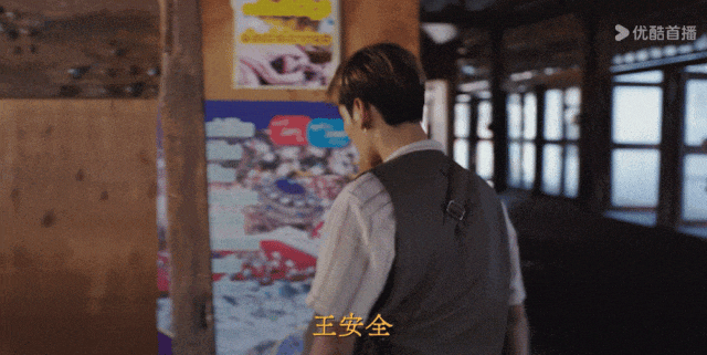 被Anglebaby疯狂示爱,他什么来头?