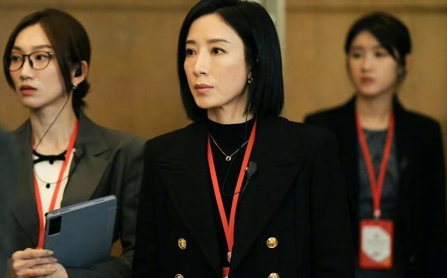 本以为是烂剧,没想到越看越上瘾,TVB的复仇爽剧真绝了