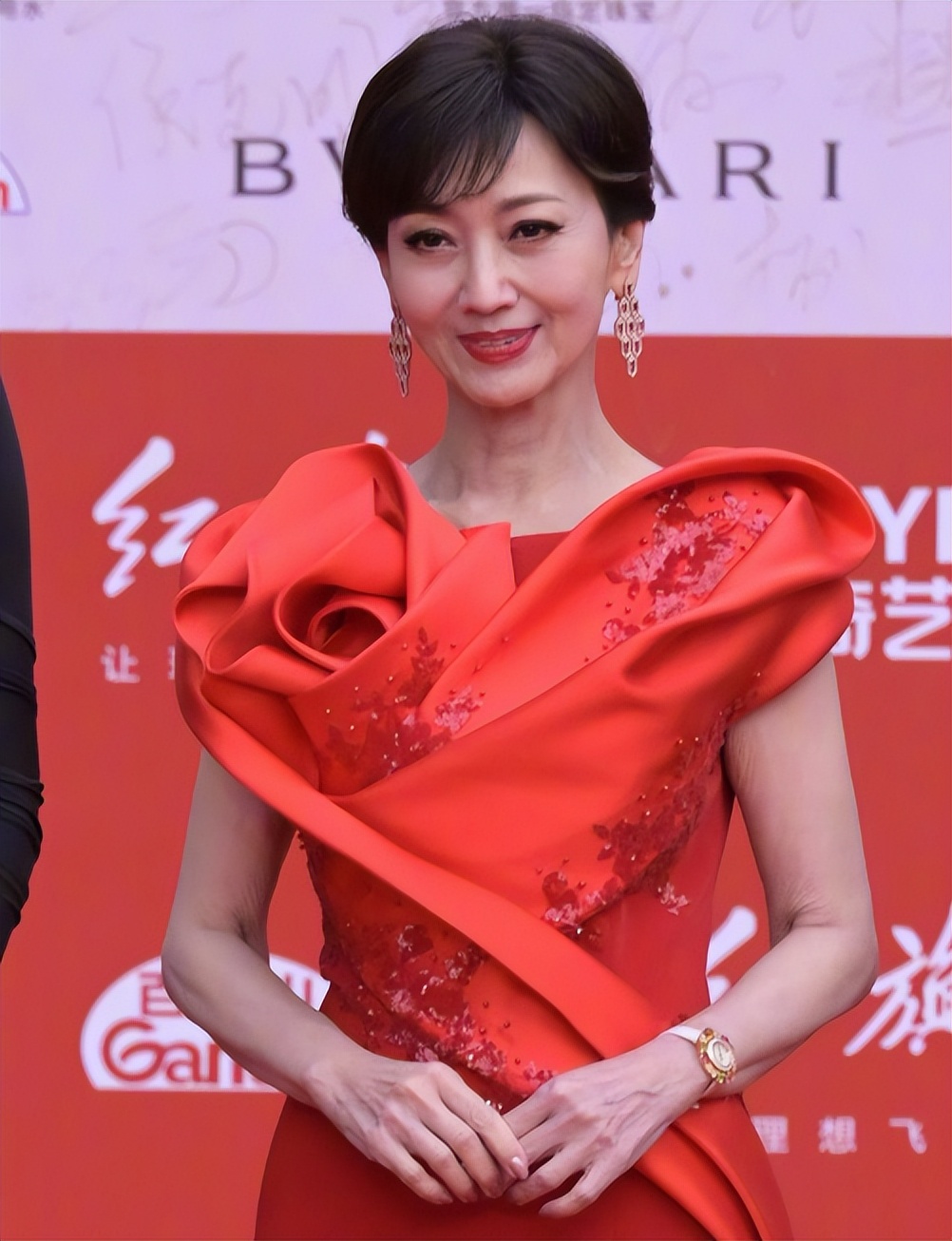 看了赵雅芝汪明荃的生图,这一次,“不老女神”都被撕开了真面目