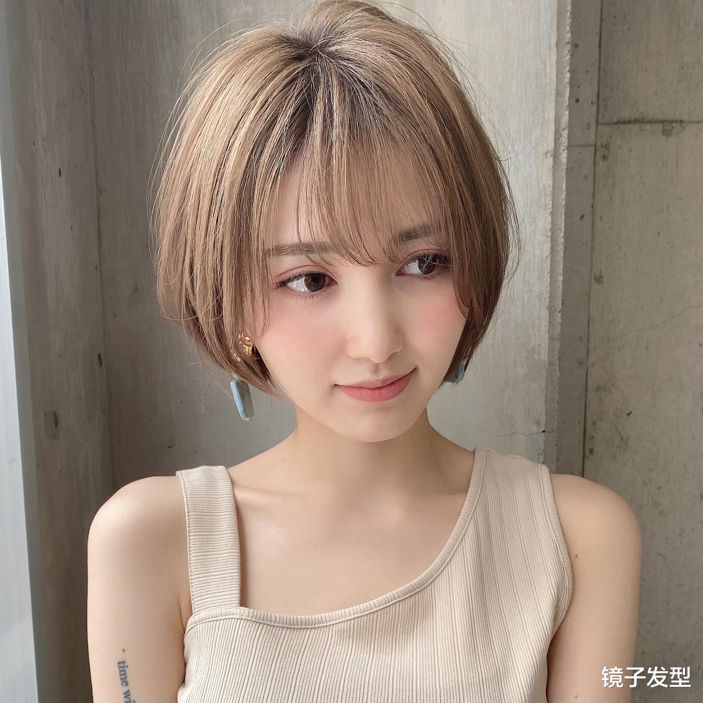 时尚发型大盘点:从短发到长发,哪款能触动你的心弦在