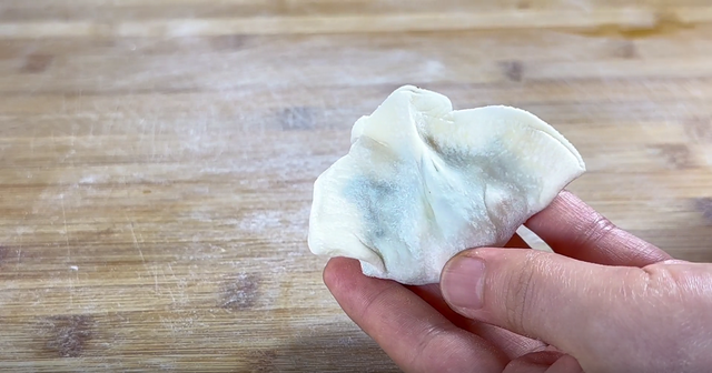 秋天要多吃这馅饺子，个个皮薄馅多赛鲍鱼，一顿3大盘都不够吃