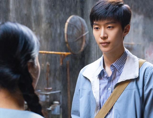 收手吧，资本家的“丑儿子”：《小巷人家》戏混子，一人毁一部剧