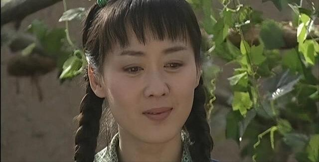 她曾被前夫一巴掌打跑!二婚嫁给体操世界冠军,如今婚姻幸福甜蜜