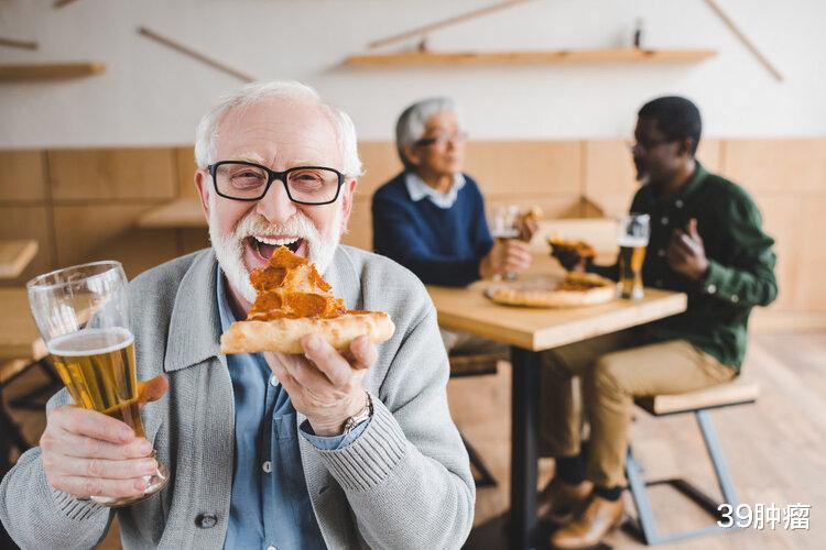 别吃太清淡?181个国家研究:吃得越咸,寿命或越长?答案来了