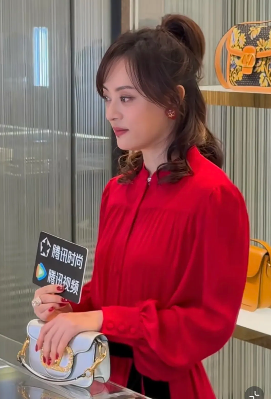 当156蔡依林同框165孙俪，我才发现，美貌在气质面前简直不值一提！