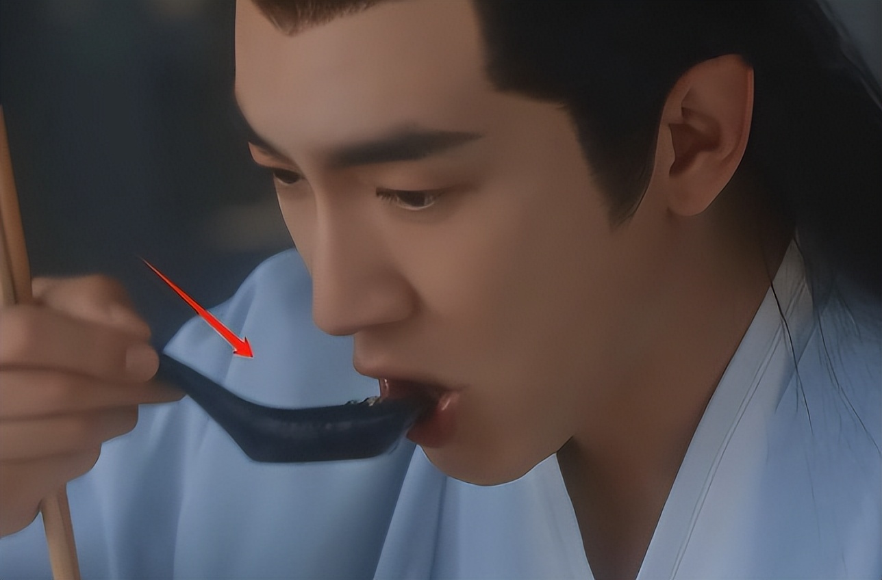 假吃演员们!求求你们学学刘亦菲是怎么演“干饭戏”的吧