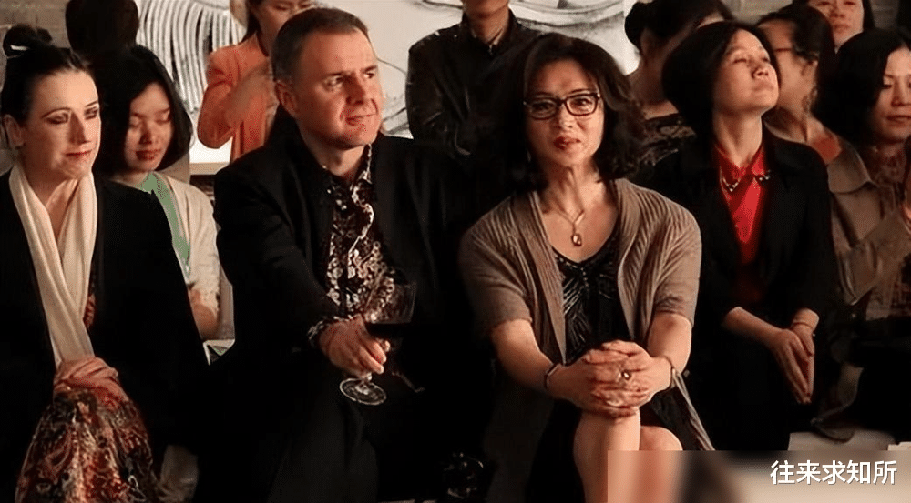 金星第一任妻子貌美如花，离婚时还身怀六甲，如今怎样了