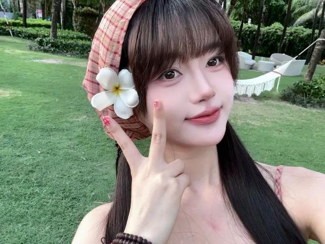 发型成双 可爱加倍!