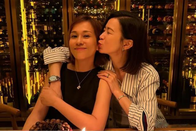 前花旦文颂嫻19年后回归TVB拍剧 首次母亲角色 挑战素颜上阵出镜