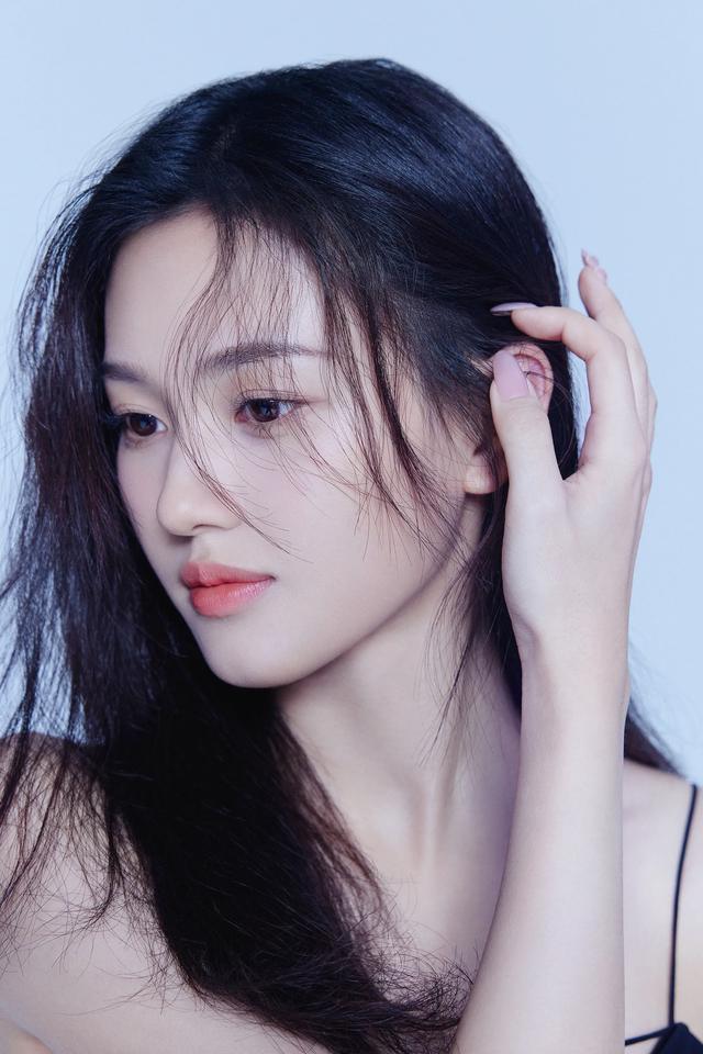 星美人壁纸|沈羽洁,黑色裙的性感身段