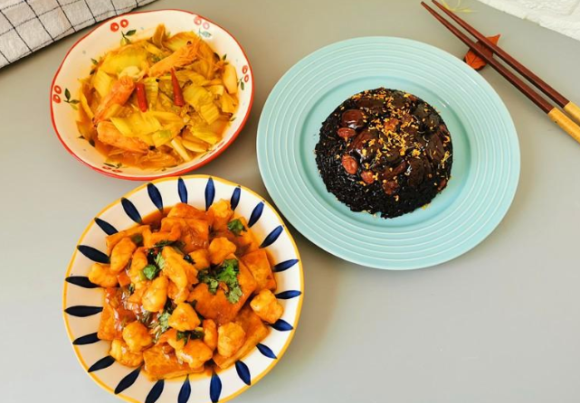 当代年轻人能有多省?过去“炫花”,现在“炫省”,看完绷不住了