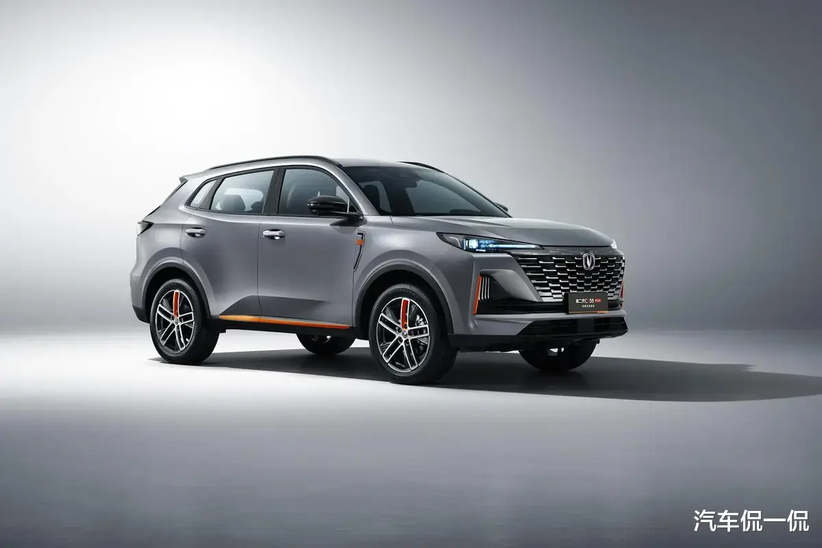 6万起准B级SUV，长安新车2.8米轴距+1.5T，可选7座