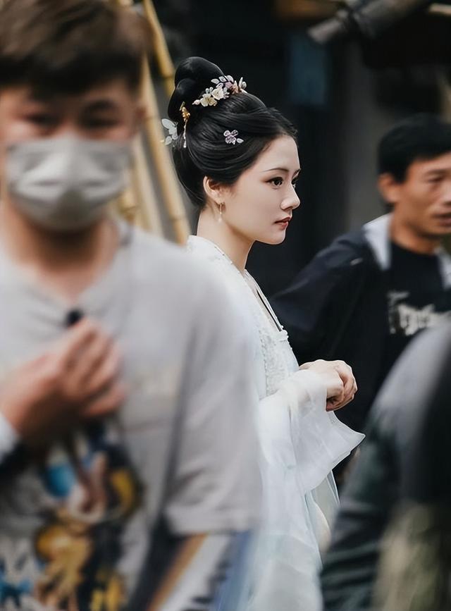 《锦绣安宁》:好虐的资源,她都开始演丫鬟了!