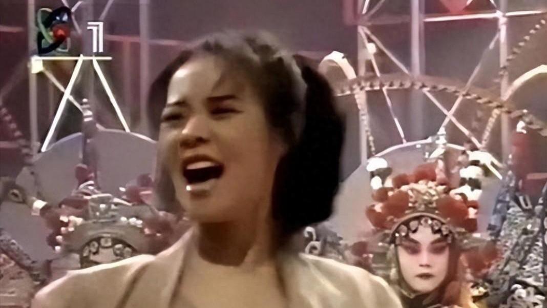 谢津|春晚爆红后，她洗完澡从23楼一跃而下，临终时说：妈，我好后悔！