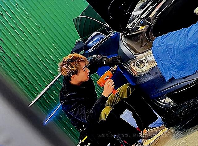 TVB金牌绿叶下班还兼职修车！曾与女星恋爱被女方母亲嫌没钱
