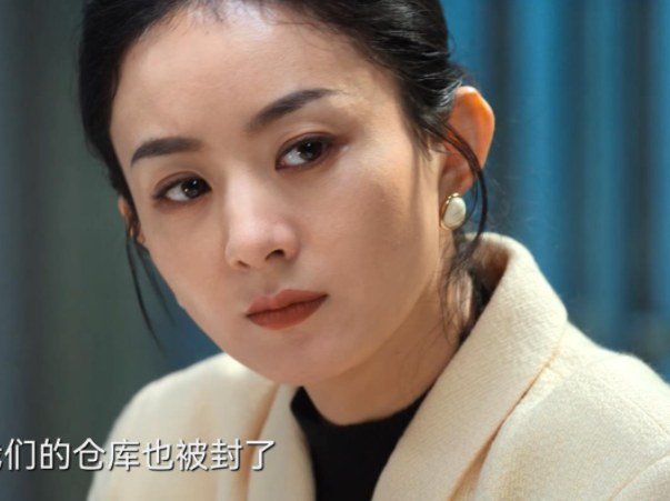 同样是赵丽颖演的吻戏,《与凤行》和《风吹半夏》差距咋那么大呢