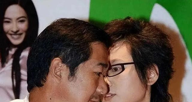 干爹“被娱圈玩坏了？他们为何要当人梯”