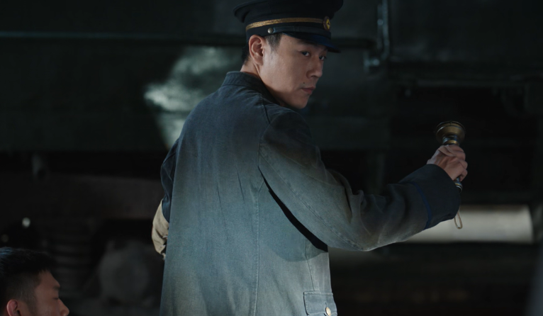 《哈尔滨一九四四》:全员演技过关,唯有一人是败笔,演技太烂像AI机器人