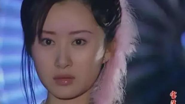 36岁舒畅现状：没有热搜，没戏可拍，却赚了好几个亿，长相似少女