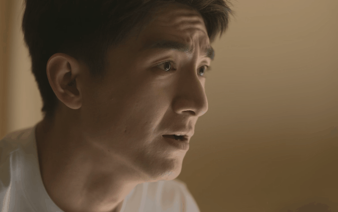 摇头晃脑，面目狰狞？36岁林更新一出手，带来“戏剧博士”教科书式演技