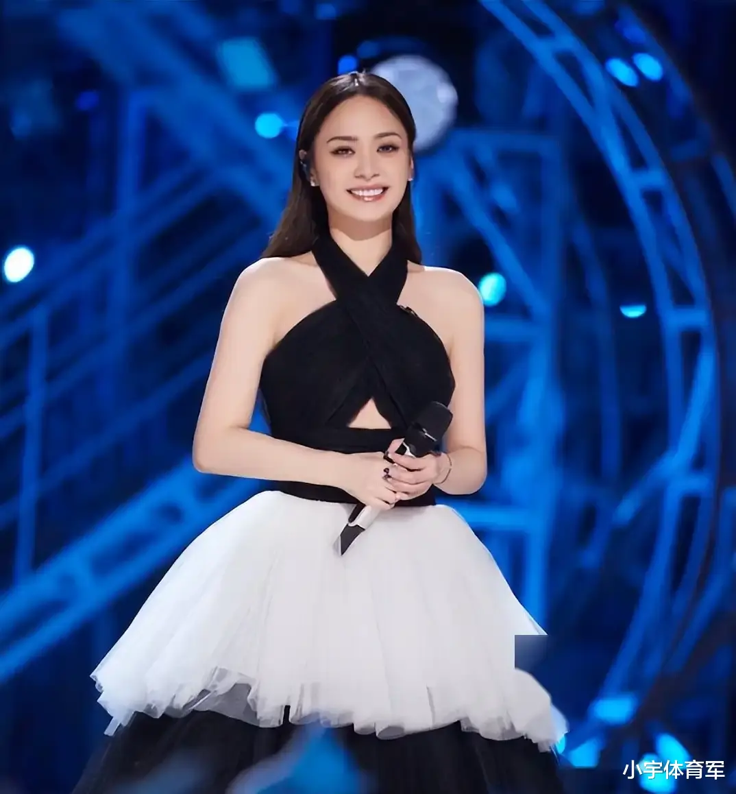 网曝阿娇疑似知三当三！私密视频被曝光，男方不断炫耀并透露更多细节