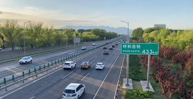 大事件！事发于12月17日凌晨1点前，中国成功发射互联网低轨卫星