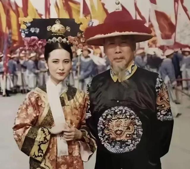 武晔她是《雍正王朝》的郑春华,也是胸围超过了柳岩的女神