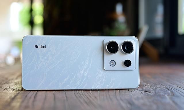 红米彻底“妥协”,12GB+256GB才卖1047元,太有性价比了