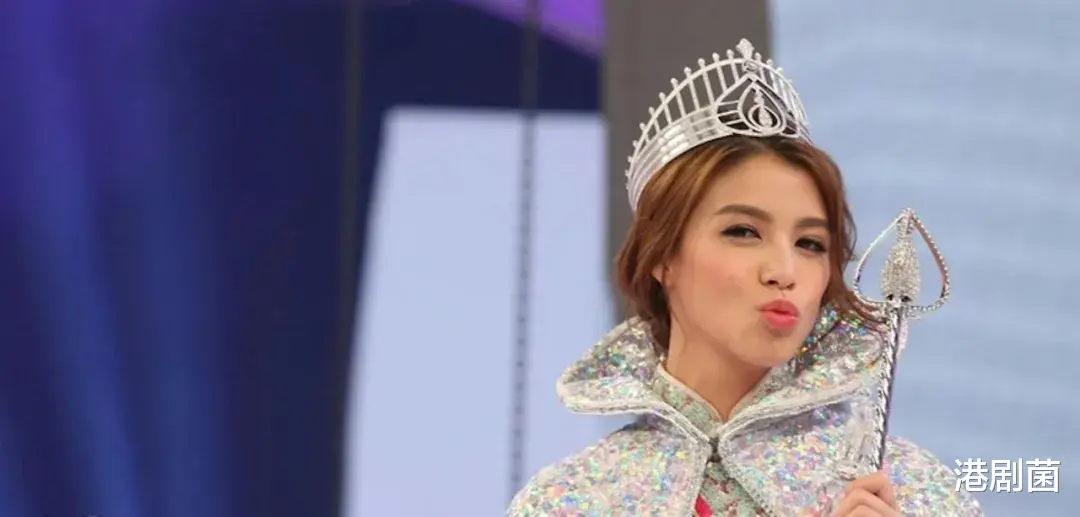 TVB“最丑港姐”冠军用实力回击负评？拍写真反击，痛斥港娱太虚伪