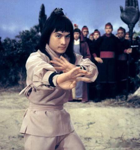 40年后香港导演李修贤揭开傅声惨死内幕,凶手如今凄惨无比