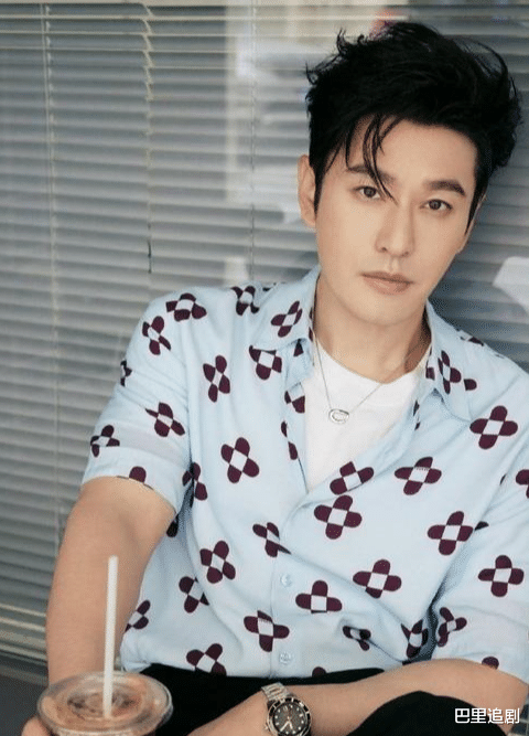 黄晓明的体面全被叶珂造完了!叶珂前夫的发言,再次让黄成为笑柄