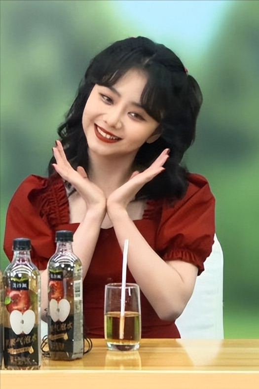 双马尾松韵,可爱涅?