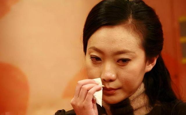 张艺谋：我最愧疚的不是巩俐，更不是陈婷，而是为我终身瘫痪的她