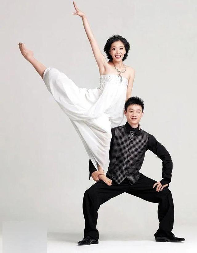 杨威首次回应离婚，家中重大变故，至亲患癌离世