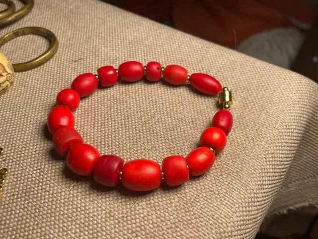 揭秘文玩界的“雪巴珠”:千年传承的神秘珠子