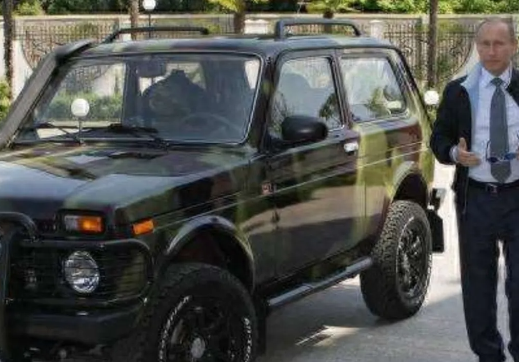 俄罗斯口碑最好的SUV，150万公里无大修，国内却卖不动