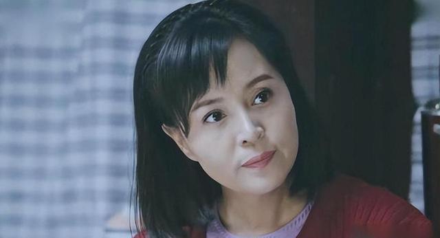 于莉红27年供养丈夫学业,28遇赵本山追求,毅然决绝