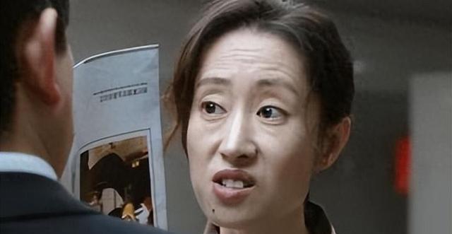 明明演技拉垮，却顶着老戏骨头衔，这4位艺人终于本相毕露了？