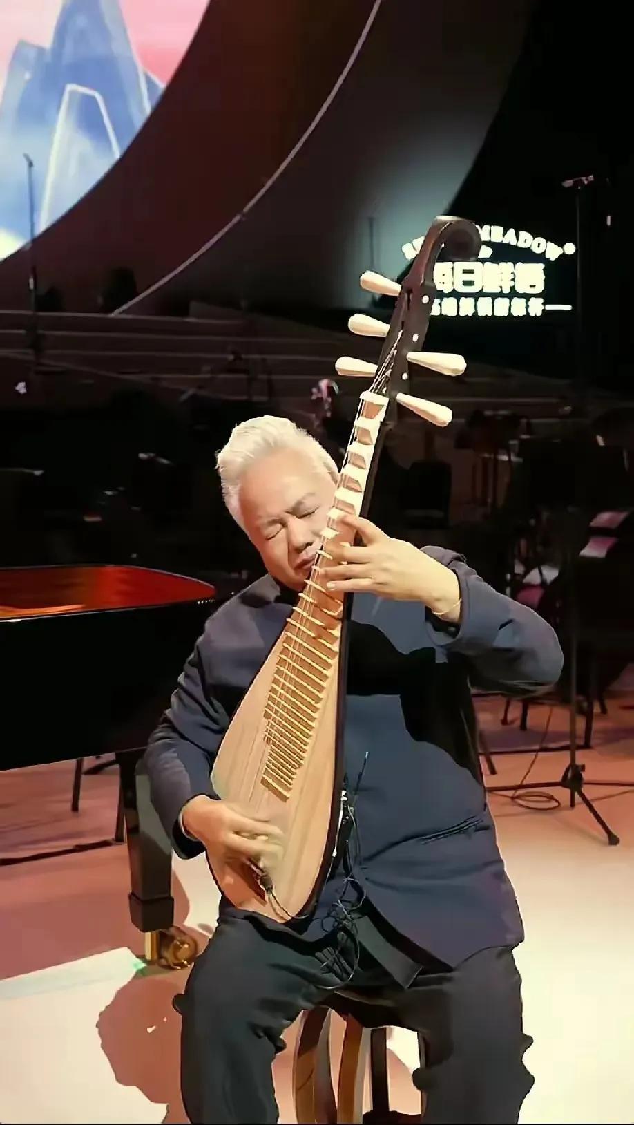 郎朗喊话董宇辉：以后会不会转型当导演？董宇辉回复笑翻全场