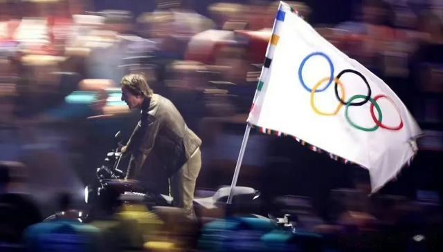 62岁阿汤哥空降奥运闭幕式!《碟中谍8》玩命照曝光,或最后一部