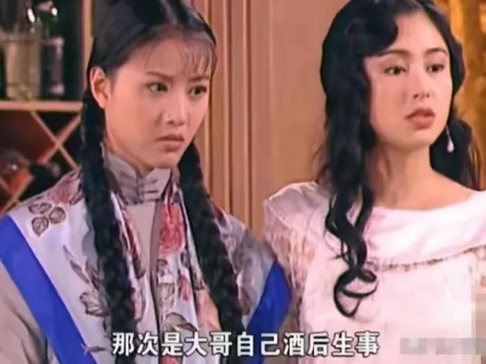 周海媚算不算顶级大美人?看看她和陈红、周慧敏合照就有答案了